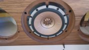KEF R11.jpg