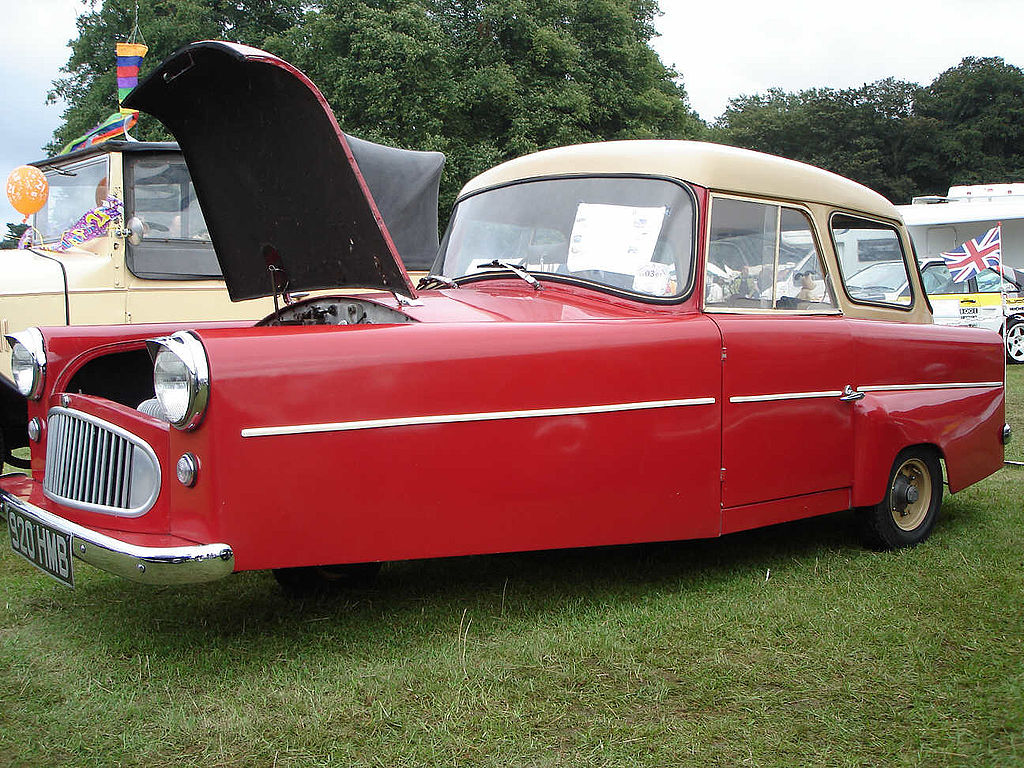 1024px-Bond_Minicar_red_1959.jpg