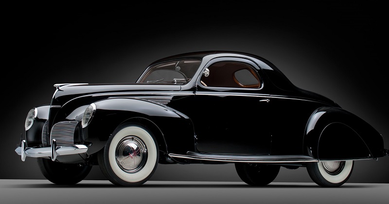 1938 Lincoln Zephyr Coupe.jpg