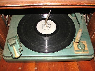 1948-philco-radio-phonograph-model-48_1_2db4357b7ff8f04bb1b3e15f2a67338c.jpg