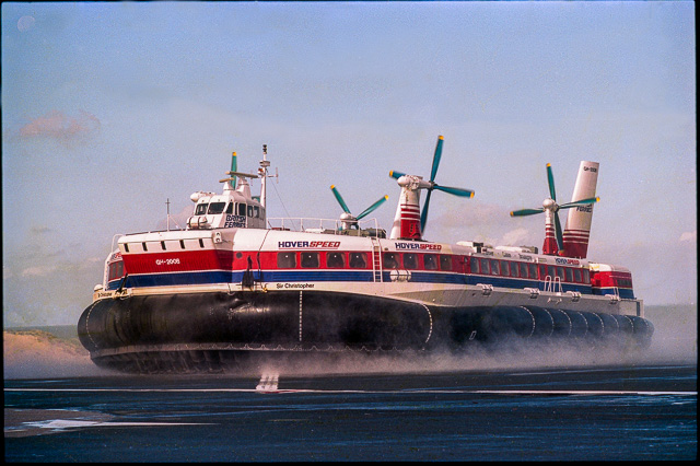 1989 France Calais Hoverspeed-restored.jpg