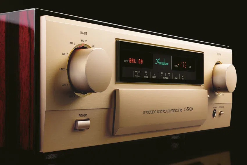 Accuphase-C-3900-Precision-Stereo-Preamplifier-01.jpg