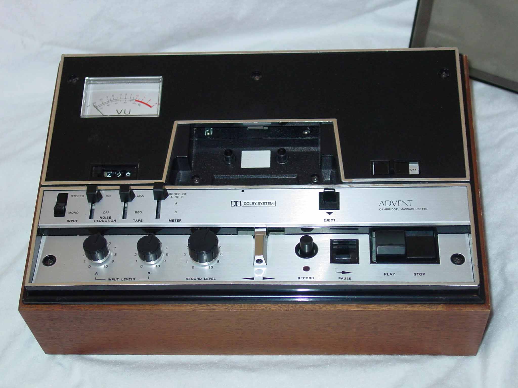 Advent Model 201 Cassette Tape Deck.jpg