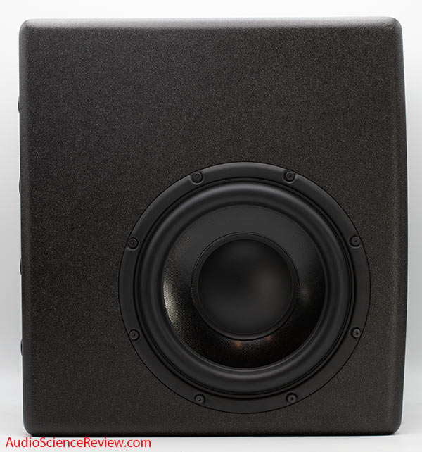 Barefoot Footprint 01 review side woofer studio monitor.jpg