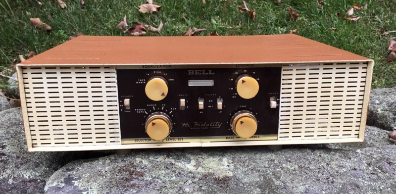 Bell 2300 Amplifier-01.jpg