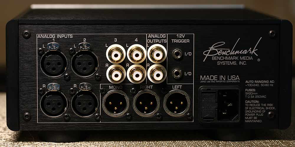 Benchmark HPA4 Preamplifier and Headphone Amp back panel Audio Review.jpg