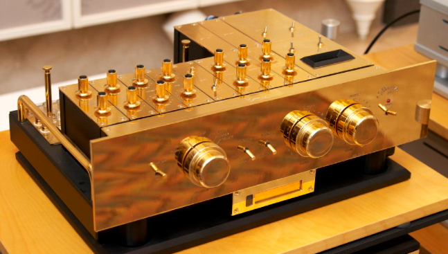 Burmester 808g.PNG