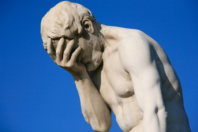 Facepalm_statue-800x534.jpg