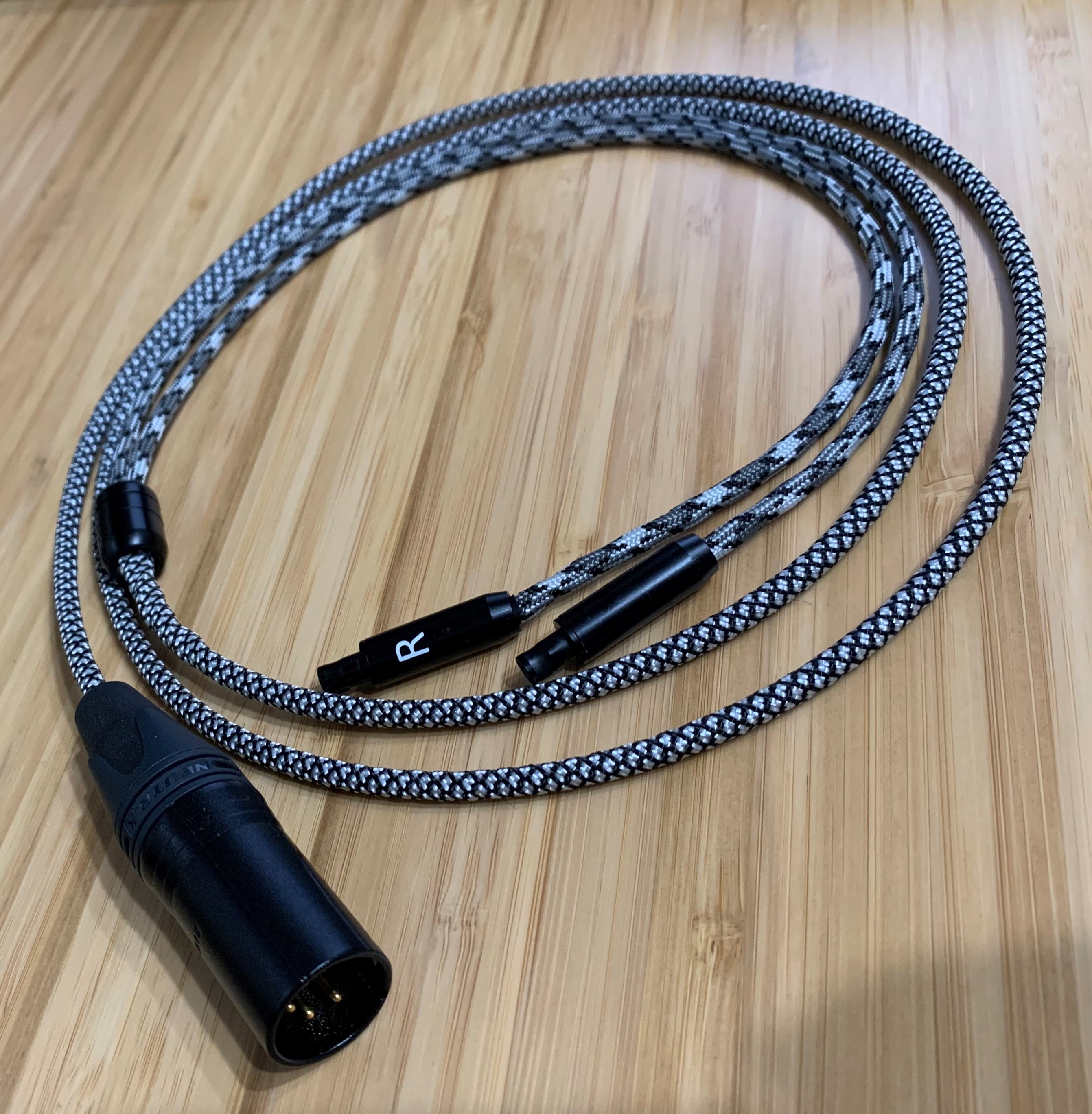 HD800Cable_Final.jpg