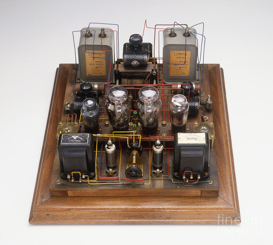 home-made-radio-amplifier-1920s-clive-streeter--dorling-kindersley--science-museum-london.jpg