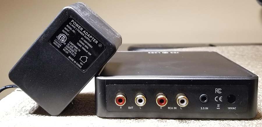 JDS Labs Atom Headphone Amplifier Back Panel.png.jpg