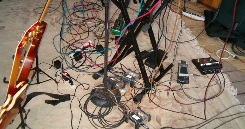 messy-stage-floor.jpg