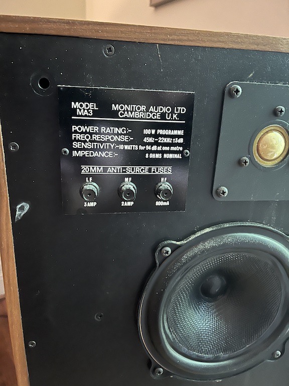 Monitor Audio MA3 Series II - FRONT SPECS LABEL.jpg