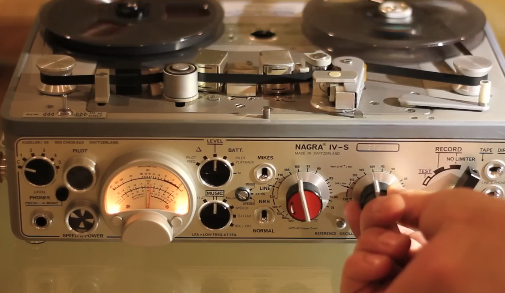 nagra_modulometer_01.png