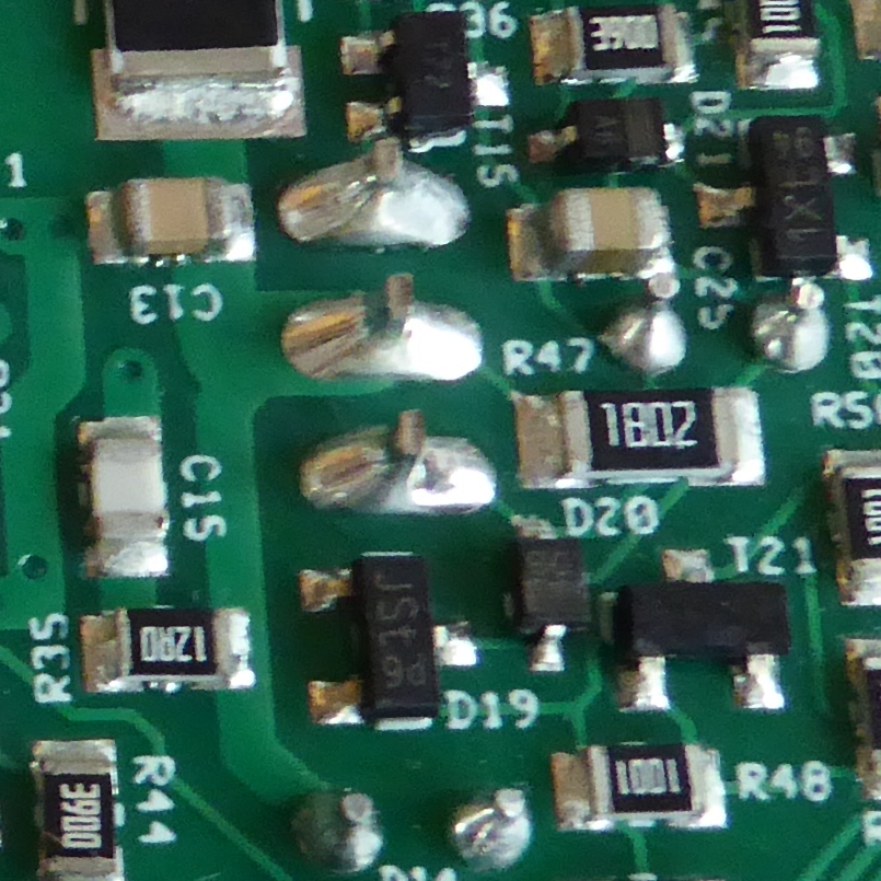 P1040551_detail_solder.JPG