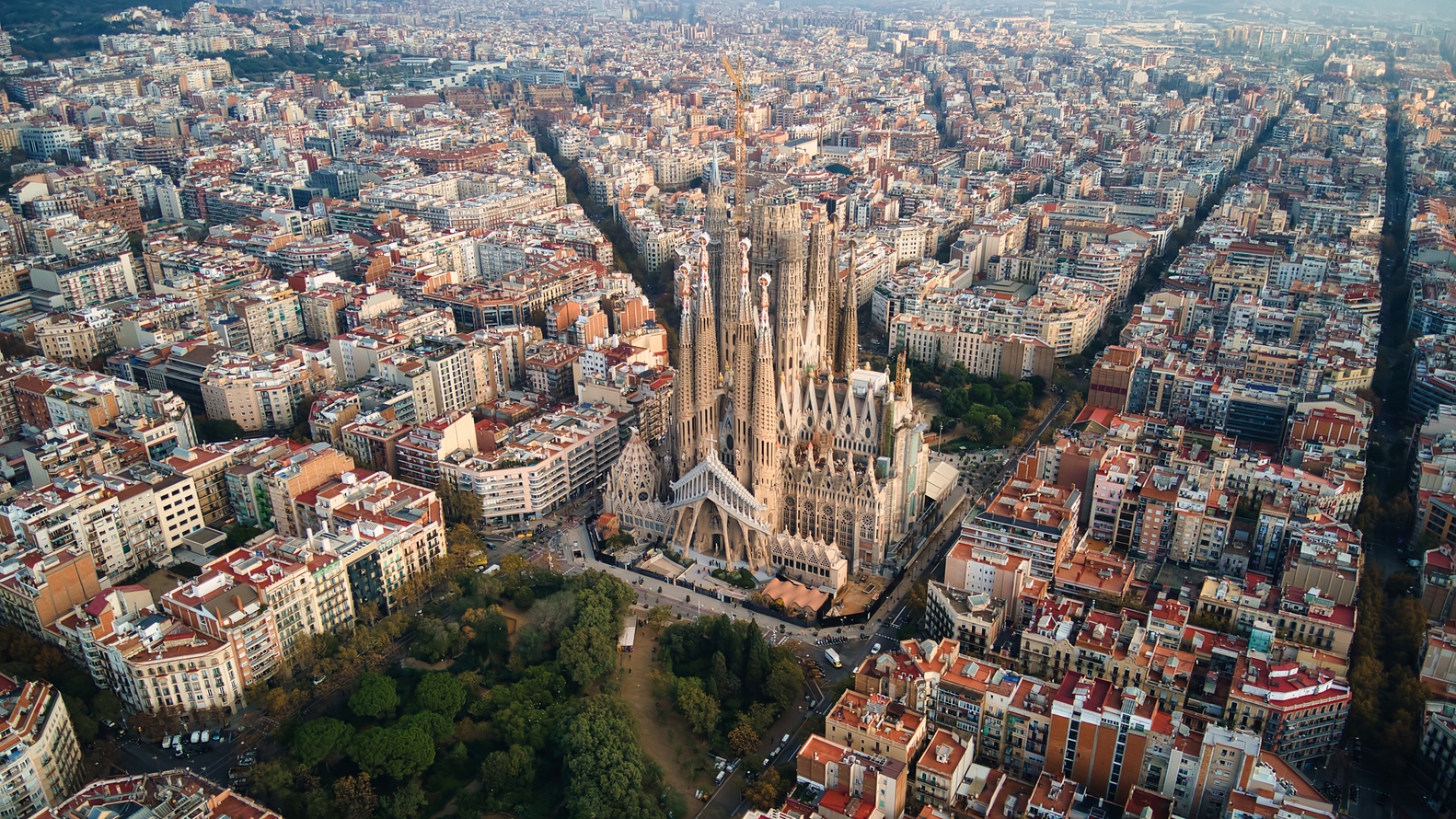 sagrada_familia_eixample.jpg