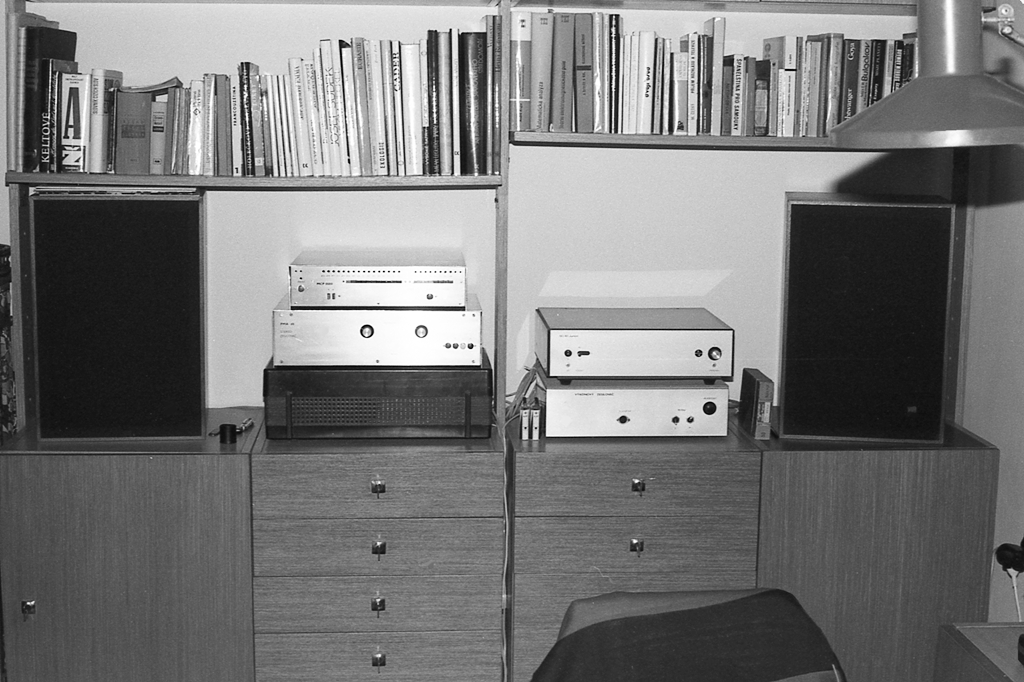 setup_1981.jpg