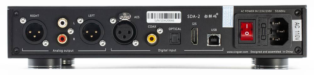 Singxer-SDA-2-DAC-DAC-and-Headphone-Amplifier-Back-Panel-Connectors-Review.jpg