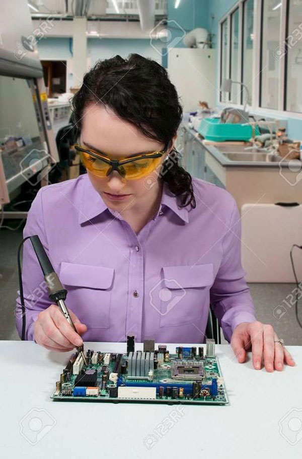 Soldering.jpg