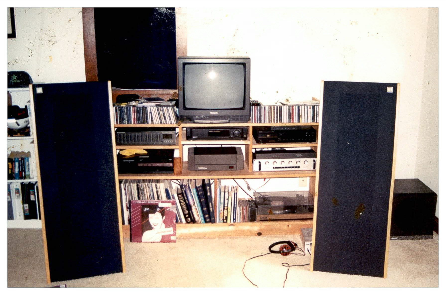 Stereo 1995 Photo (2 of 1).jpg