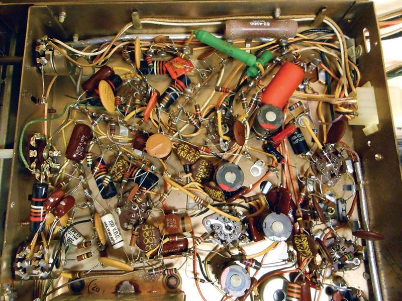 Tube Amplifier Rats Nest Wiring.jpg