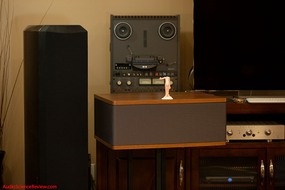 Vandersteen VCC-5 Review Center Speaker.jpg