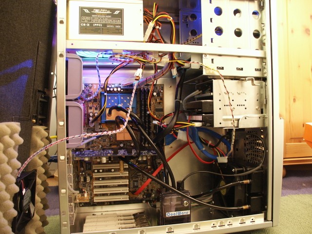 Watercooling My Server 020 (Small).jpg