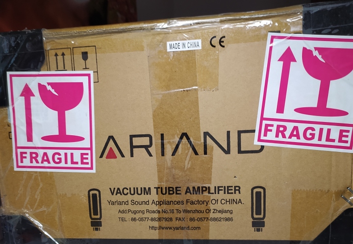 YarLand Amp Unboxing-1.jpg